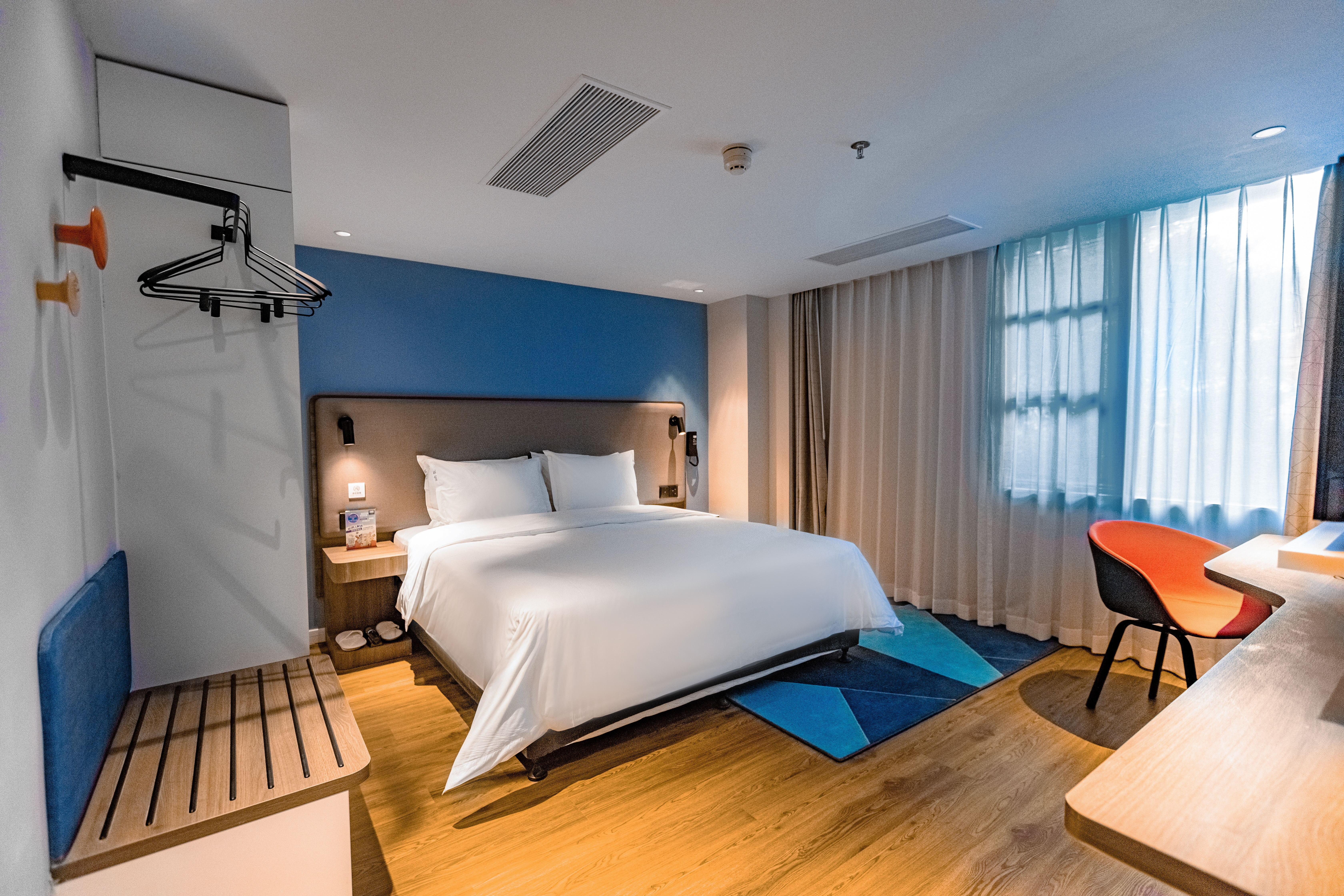 Holiday Inn Express Shantou City Center By Ihg Exterior photo