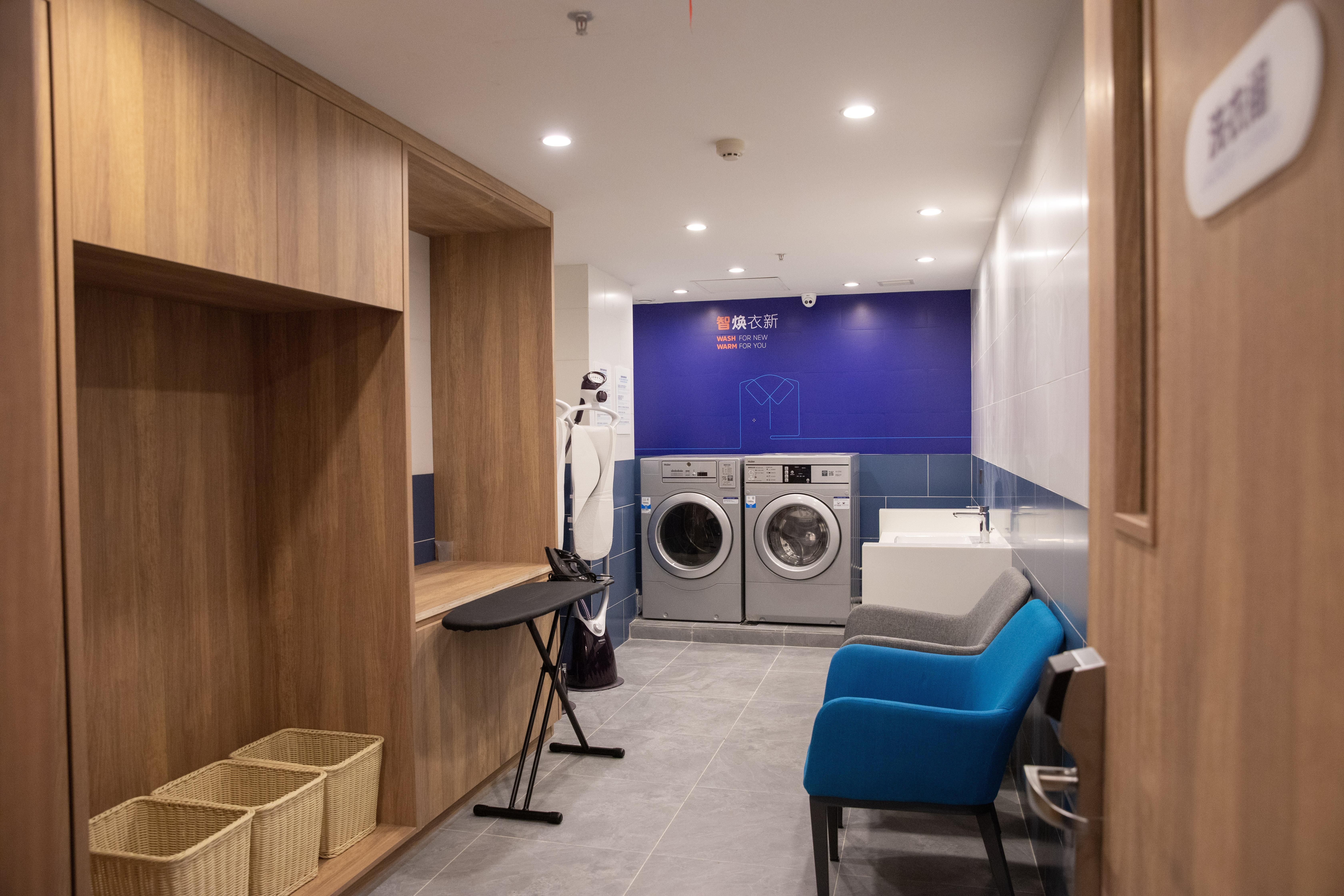 Holiday Inn Express Shantou City Center By Ihg Exterior photo