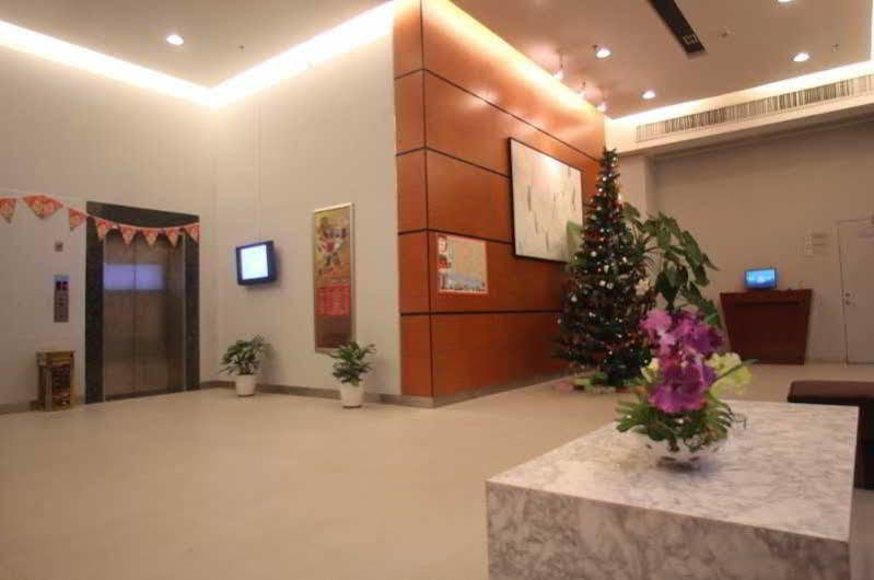 Holiday Inn Express Shantou City Center By Ihg Exterior photo